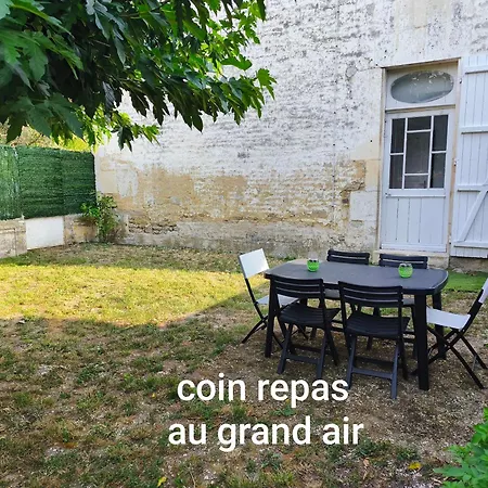 Gitevdelacour Sainte-Meme