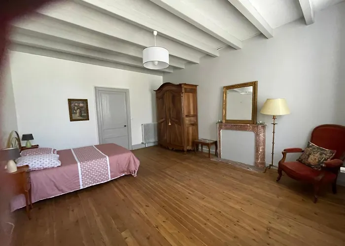 Gitevdelacour * Sainte-Meme